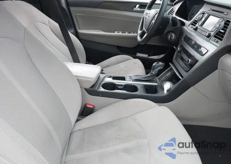 2015 Hyundai Sonata Sport z USA, uszkodzony, nr VIN 5NPE34AF9FH028494